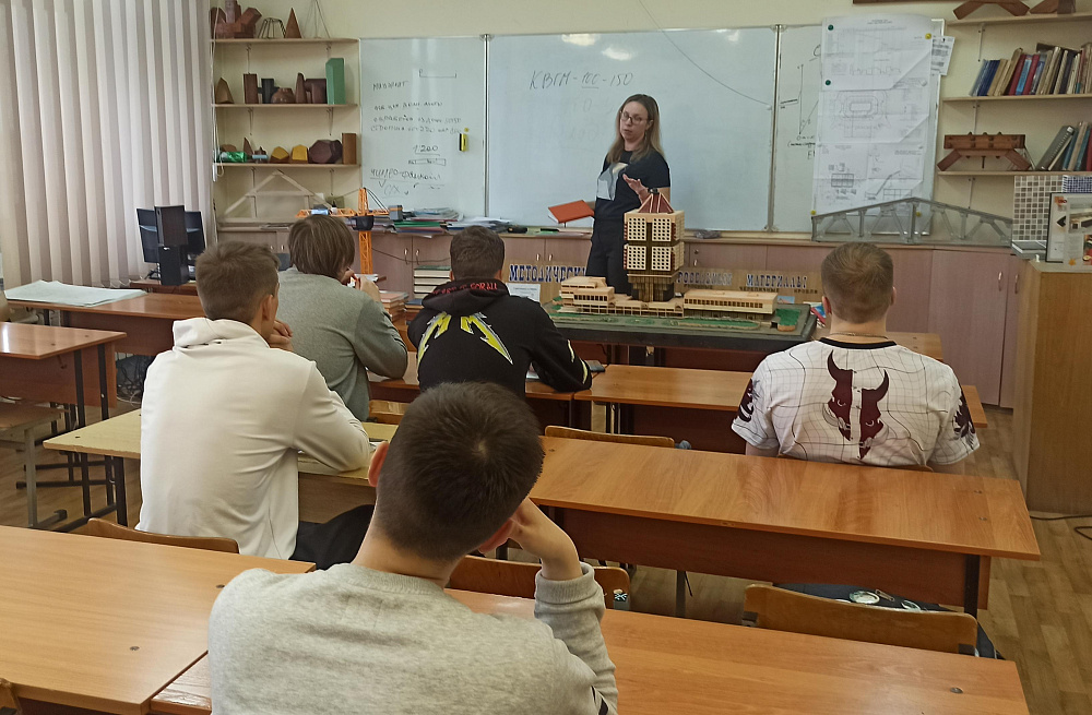 В ДГК подвели итоги целевого набора студентов 